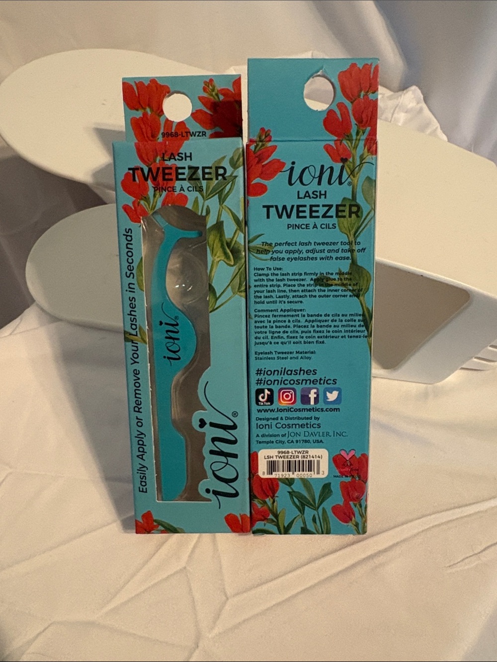 Ioni Lash Tweezer - Teal Blue Precision Tweezer for Lash Application